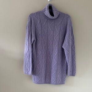 Mariele Waithe  100% Cashmere Lavender Cable Knit Turtleneck Sweater Sz Large